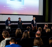 cb10_The Silent Twins_A.Smoczyńska_Norbert Burkowski_No.photos_Easy-Resize.com